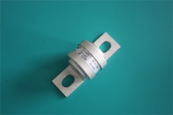 Fuse HBB-250VDC-300VAC-400A Fuse HBB-250VDC-300VAC-400A