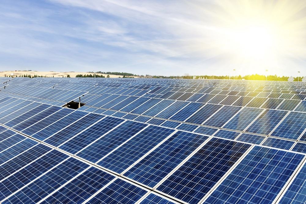 太陽電池はどのように電気を生成するのですか